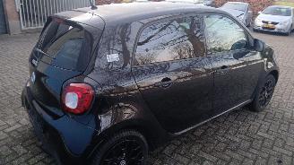 Smart Forfour Forfour (453) Hatchback 5-drs 0.9 TCE 12V (M281.910) [66kW]  (09-2014/=
=2E..) picture 9