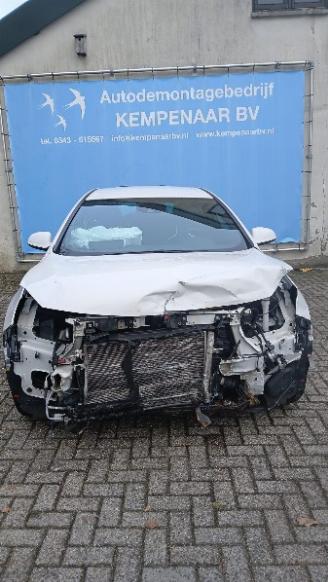 Uttjänta bilar auto Opel Astra Astra J GTC (PD2/PF2) Hatchback 3-drs 2.0 16V Turbo OPC (B20NFT(Euro 6=
)) [206kW]  (04-2012/10-2018) 2015