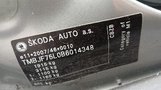 Skoda Yeti Yeti (5LAC) SUV 1.2 TSI 16V (CBZB) [77kW]  (09-2009/05-2015) picture 3