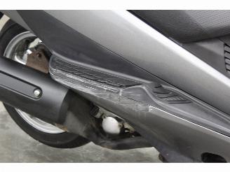 Suzuki AN 400 Burgman lichte schade picture 8