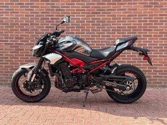  Kawasaki Z 900 91kw 2025