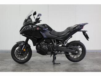 krockskadad bil motor Honda  NT 1100 ABS 2024