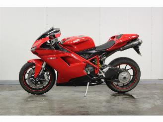 krockskadad bil motor Ducati 848 Lichte rijdbare schade 2008/9