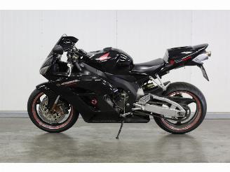 damaged motor cycles Honda CBR 1000 RR 2005