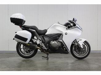 Honda VFR 1200 F picture 3