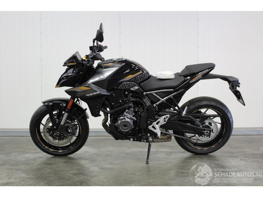 Suzuki  GSX 800 ABS 2026 28 km