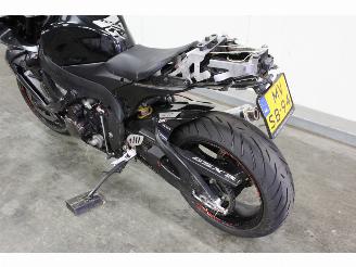 Suzuki  GSX-R 750 picture 7