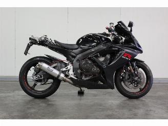 Suzuki  GSX-R 750 picture 3