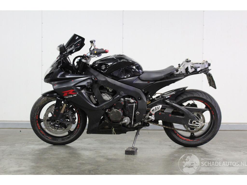 Suzuki  GSX-R 750