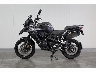 dañado motos Benelli  TRK 502 X 2023