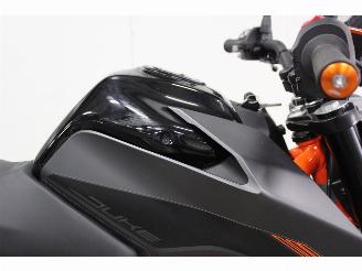 KTM 390 Duke  picture 8