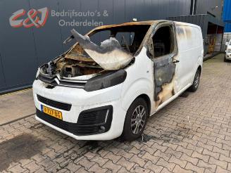 Salvage car Citroën Jumpy Jumpy, Van, 2016 2.0 Blue HDI 150 2016/9