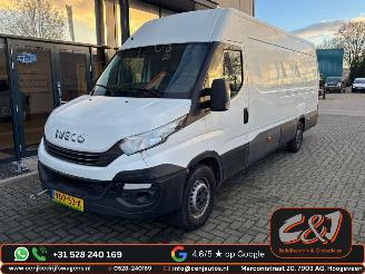 Schade bestelwagen Iveco New daily  2017/3