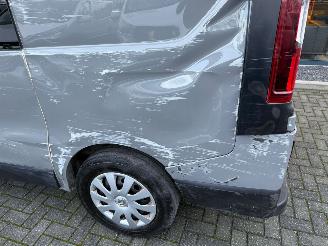 Renault Trafic Renault Trafic L1H1 1.6 dCi 145 Energy Confort DC 2.9T schade airco cruise picture 15