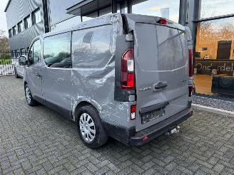 Renault Trafic Renault Trafic L1H1 1.6 dCi 145 Energy Confort DC 2.9T schade airco cruise picture 3