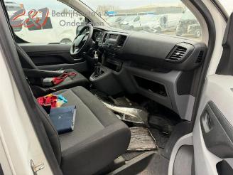 Peugeot Expert Expert (V1/VA/VB/VE/VF/VT/VY), Van, 2016 2.0 Blue HDi 120 16V picture 26