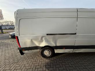 Mercedes Sprinter  picture 9