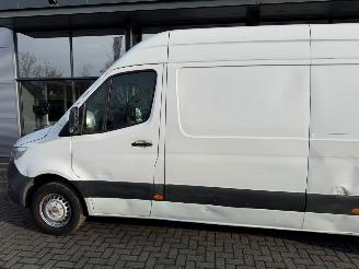 Mercedes Sprinter  picture 3