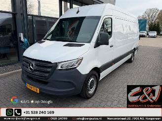 skadebil bedrijf Mercedes Sprinter  2020/12