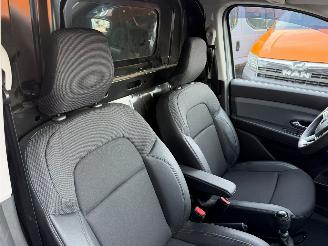 Renault Express  picture 22