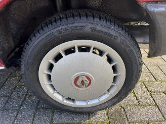 Renault 11  picture 11