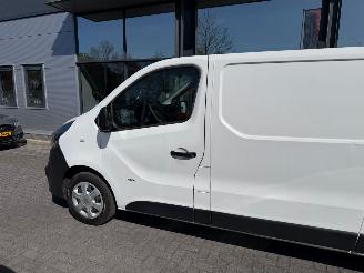Opel Vivaro  picture 3