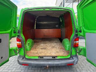 Volkswagen Transporter  picture 16