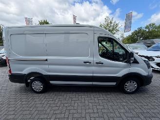 Ford Transit  picture 8