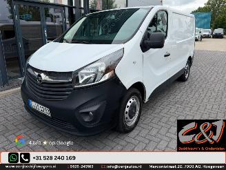 skadebil bedrijf Opel Vivaro  2015/5