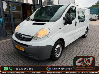 skadebil bedrijf Opel Vivaro  2012/10