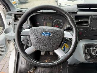 Ford Transit  picture 10