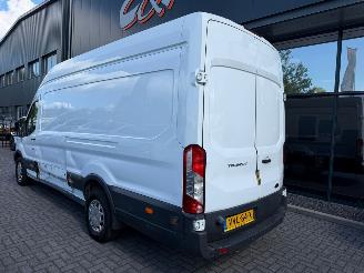 Ford Transit  picture 10