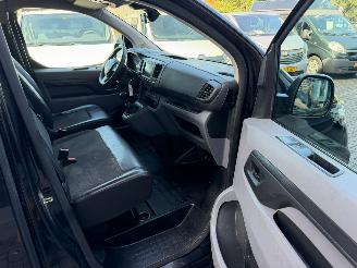 Opel Vivaro  picture 16