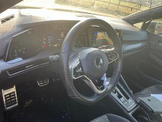 Volkswagen Golf 2.0 TDI 200 PK GTD R-Line picture 16