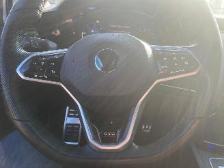 Volkswagen Golf 2.0 TDI 200 PK GTD R-Line picture 14