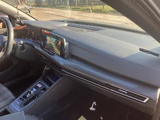 Volkswagen Golf 2.0 TDI 200 PK GTD R-Line picture 17