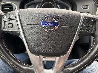 Volvo V-60 2.4 D6 AWD Hybride  R Design picture 14