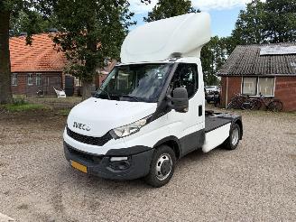 Schade bestelwagen Iveco  40C21 3.0 300 2015/7