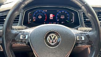 Volkswagen T-Roc 1.5 panodak picture 13