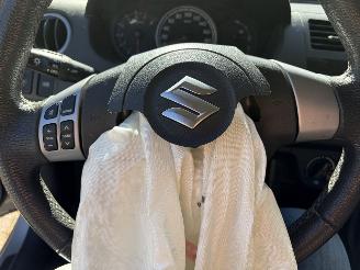 Suzuki Swift 1.5 automaat picture 12