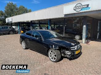 Unfallwagen Mercedes C-klasse 180 Coupe Facelift Navi H&K Clima Stoelverw. 2011/7