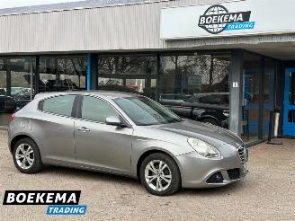 Coche accidentado Alfa Romeo Giulietta 1.6 JTDm Distinctive Leer Climate PDC Trekhaak Cruise 2010/9