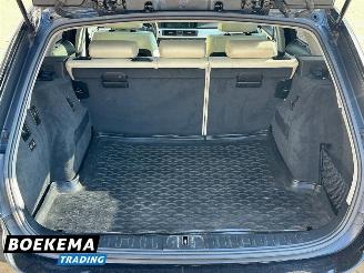 BMW 3-serie 325xi 218PK High Exe 4X4 Leer Automaat Open-Dak Keylss Navigatie picture 14