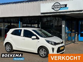 Vaurioauto  passenger cars Kia Picanto 1.0 CVVT EconomyPlusLine Airco 2019/5