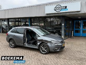 uszkodzony samochody osobowe Seat Ibiza ST 1.2 TSI FR Clima Stoelverw. 2013/10