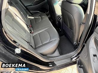 Hyundai I-30 1.5 T-GDi MHEV Stoel&Stuur Verwarming + Ventilatie Navigatie Camera picture 17