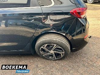Hyundai I-30 1.5 T-GDi MHEV Stoel&Stuur Verwarming + Ventilatie Navigatie Camera picture 10