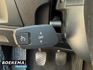 BMW 3-serie 318i Corporate Lease M-Sport Navigatie Clima Cruise PDC picture 31