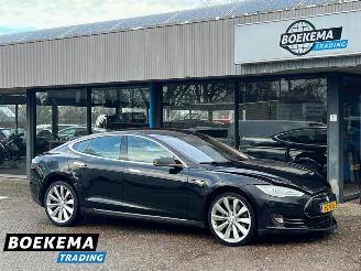 Auto incidentate Tesla Model S 85 Base FREE SUPER CHARGE Autopilot Leder BTW 2015/2