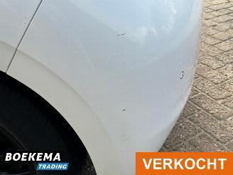 Peugeot 208 1.2 e-VTi Active Automaat Navigatie Climate picture 9